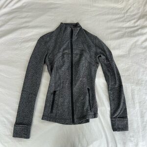 Lululemon define jacket size 4
